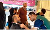ارائه خدمات پیرایشگری مردانه توسط آموزشگاه‌ فنی‌‌ و‌ حرفه‌ای‌‌ آزاد در موکب‌شهداء