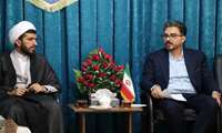 دیدار الهیاری رئیس مرکز آموزش فنی و حرفه ای تکاب با امام جمعه این شهرستان